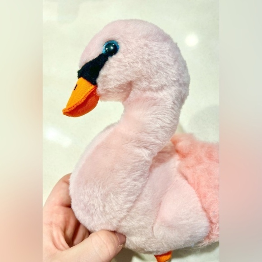 Ty Beanie Baby « Odette » The Pink Swan 6 inch Collectible